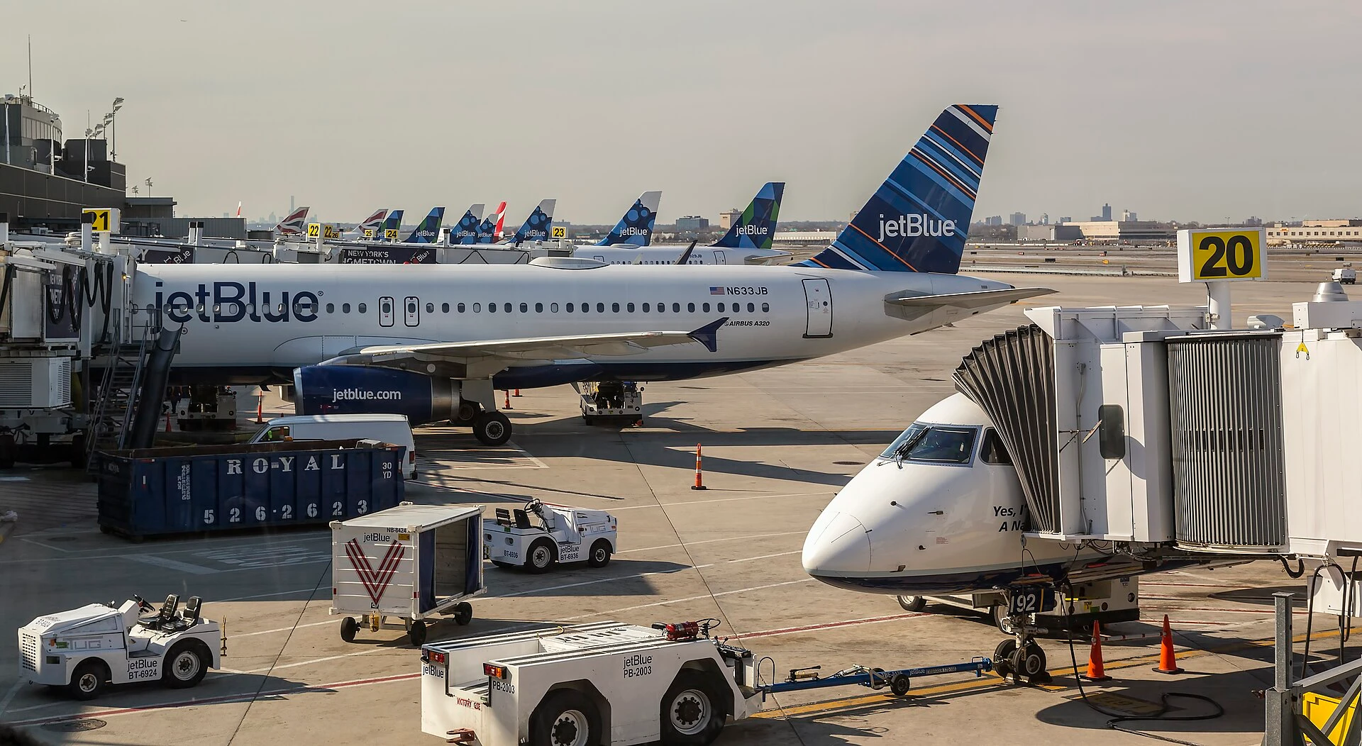 JetBlue — Wikimedia Commons