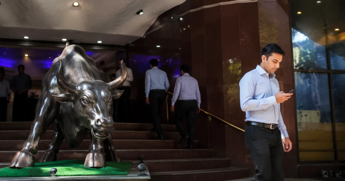 Yes Bank plans $1.69 billion fundraising to bolster balance sheet
