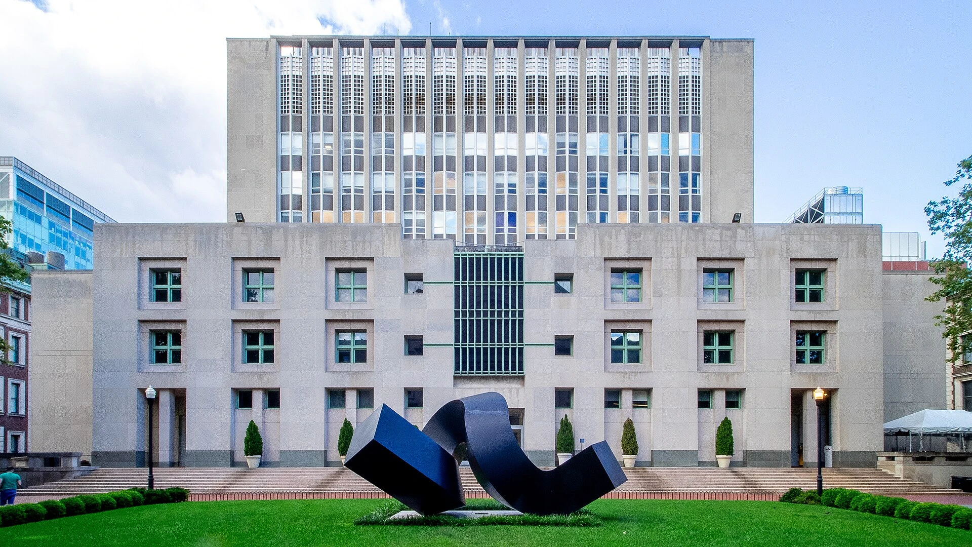Columbia Business School — Wikimedia Commons