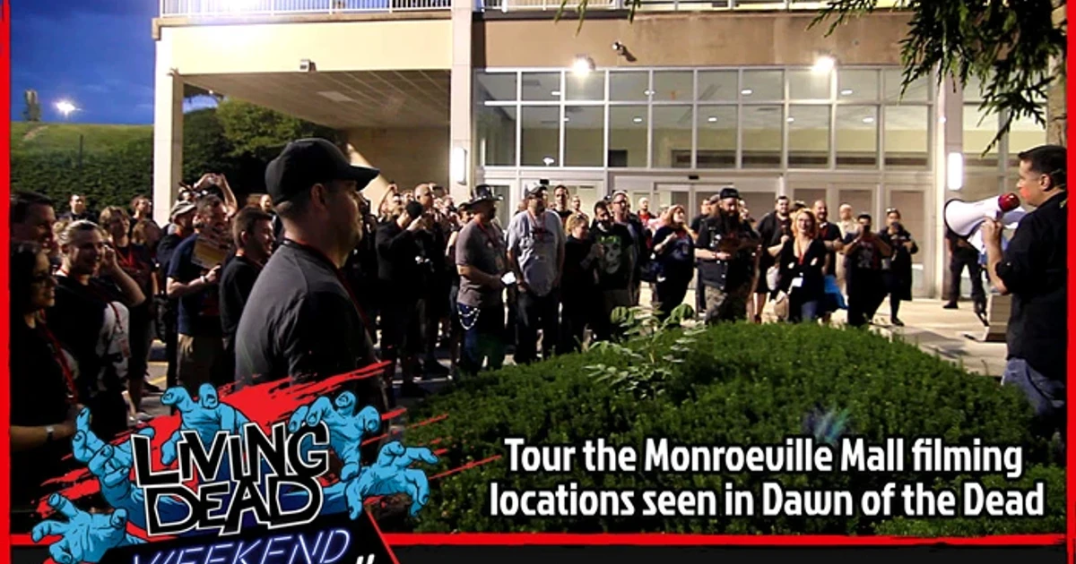 Horror fans gather at Monroeville Mall for bittersweet farewell to zombie landmark