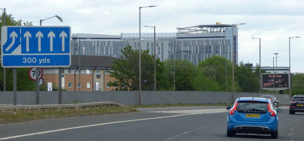 Queen Elizabeth University Hospital — Wikimedia Commons