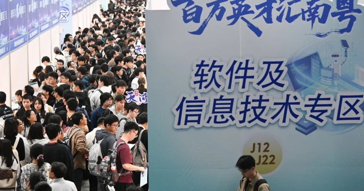 China races to create jobs as AI reshapes the workforce