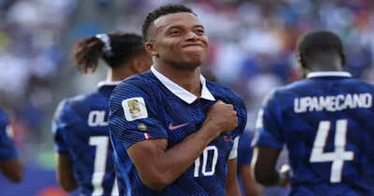Mbappé leads France past Sweden, sets World Cup scoring records