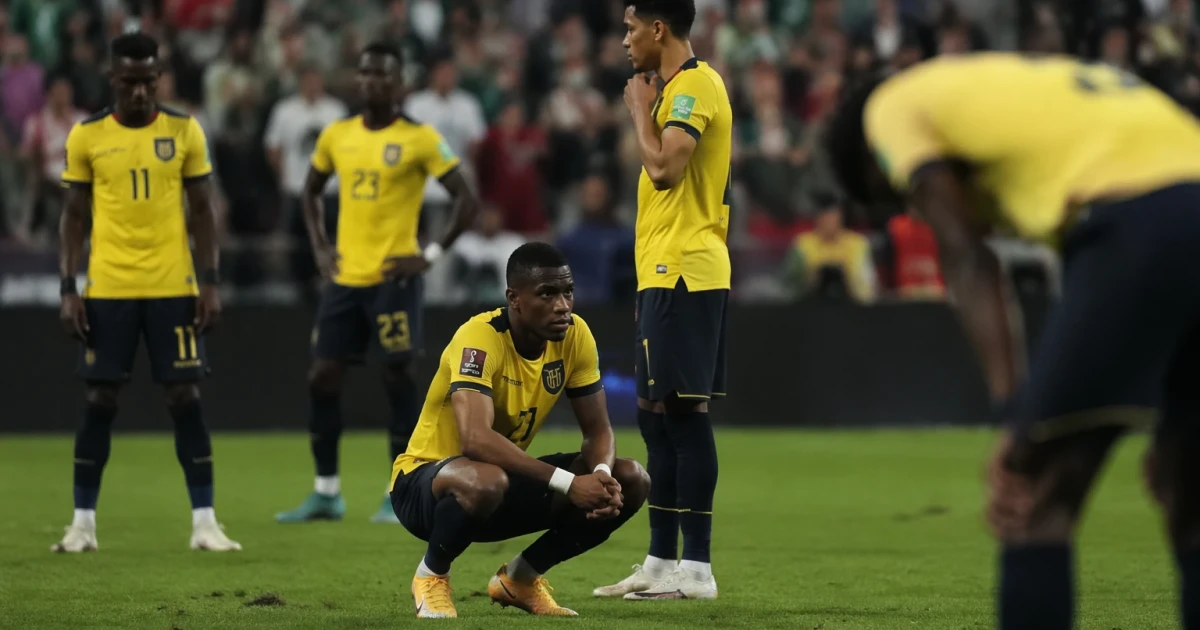 Ecuador faces Mexico in World Cup knockout showdown in Mexico City