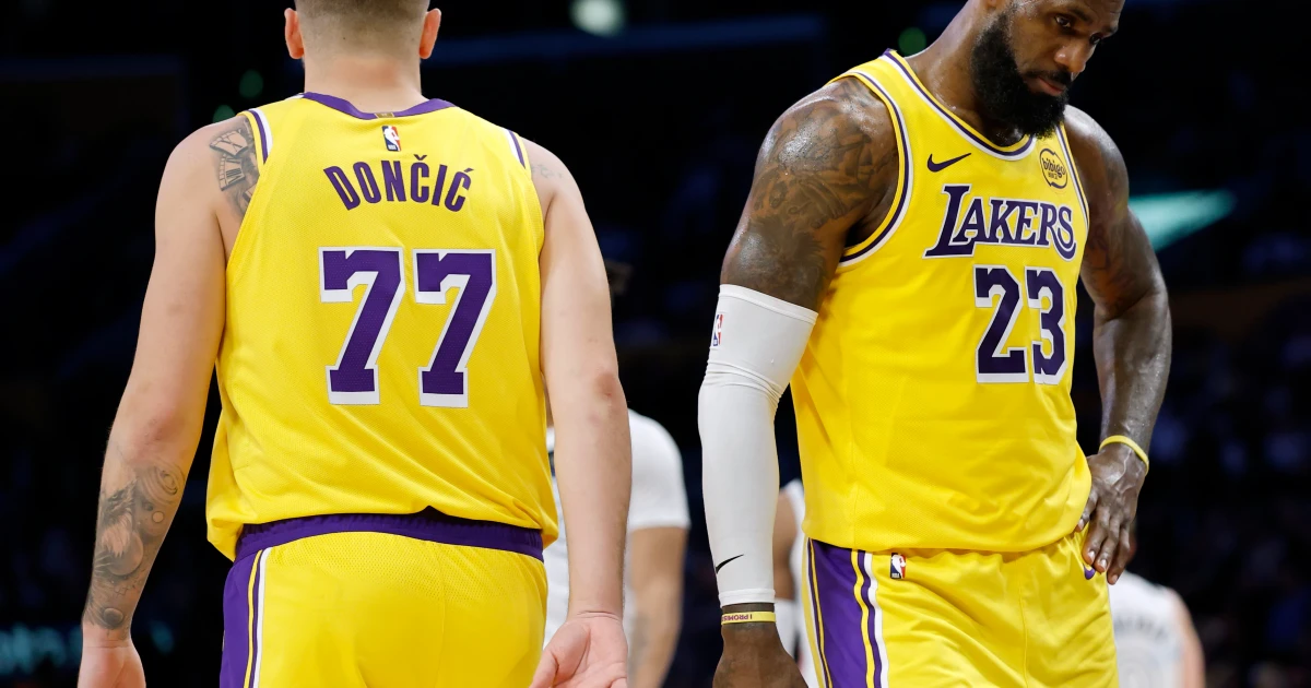 LeBron James informs Lakers he will play elsewhere next season
