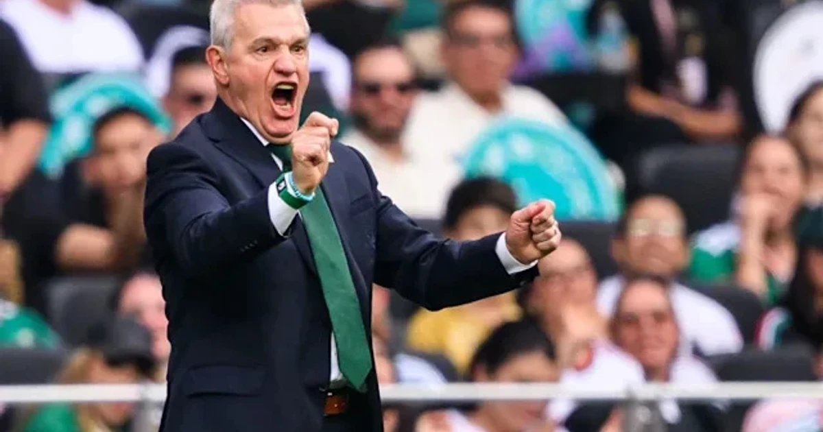 Aguirre erupts as Mexico scores first against Ecuador in World Cup clash