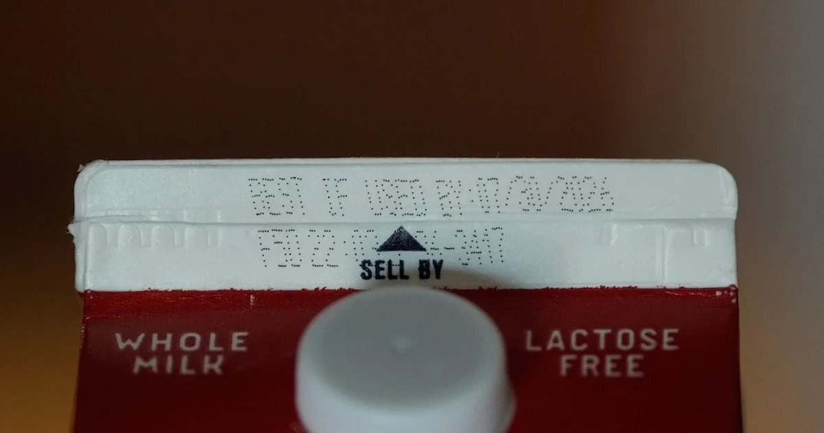 California bans sell by dates, standardizes food labels statewide