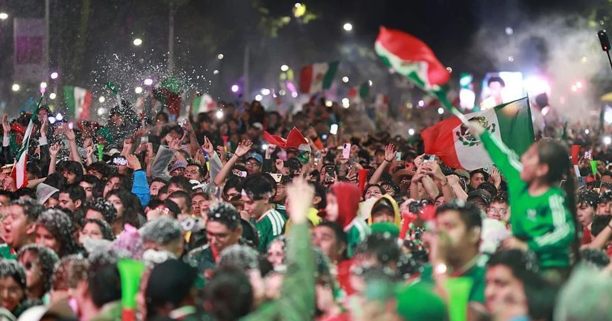 Mexico City celebrates World Cup win as 3 die in crowd crush