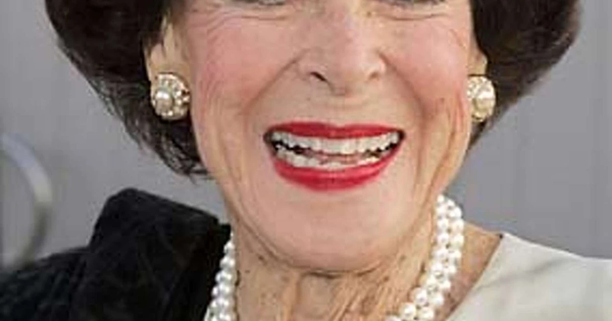 CBS revisits bicentennial minutes with Kitty Carlisle and Bert Convy
