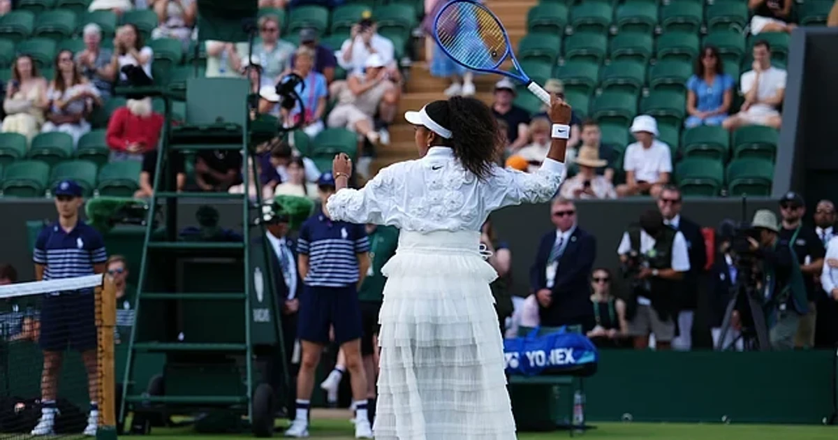 Osaka blends Wimbledon style and substance in second-round win