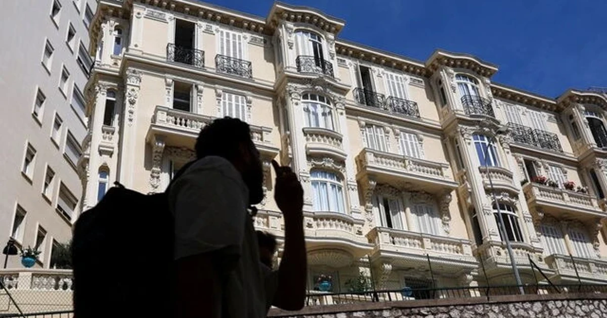 Monaco bomb blast injures Ukrainian-born businessman and family, manhunt underway