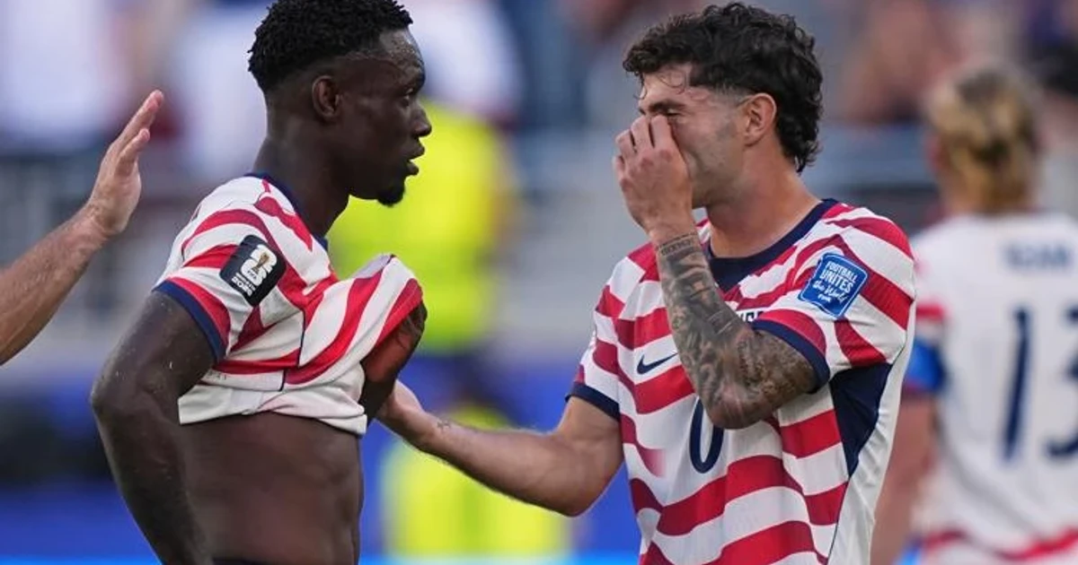 Pulisic says USMNT must cover for Balogun after red card