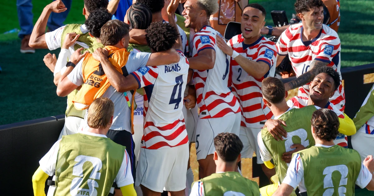 United States beats Bosnia, reaches World Cup knockout stage