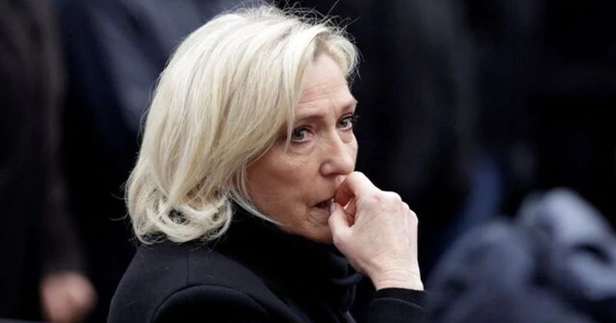 Le Pen awaits appeal ruling that could decide 2027 run