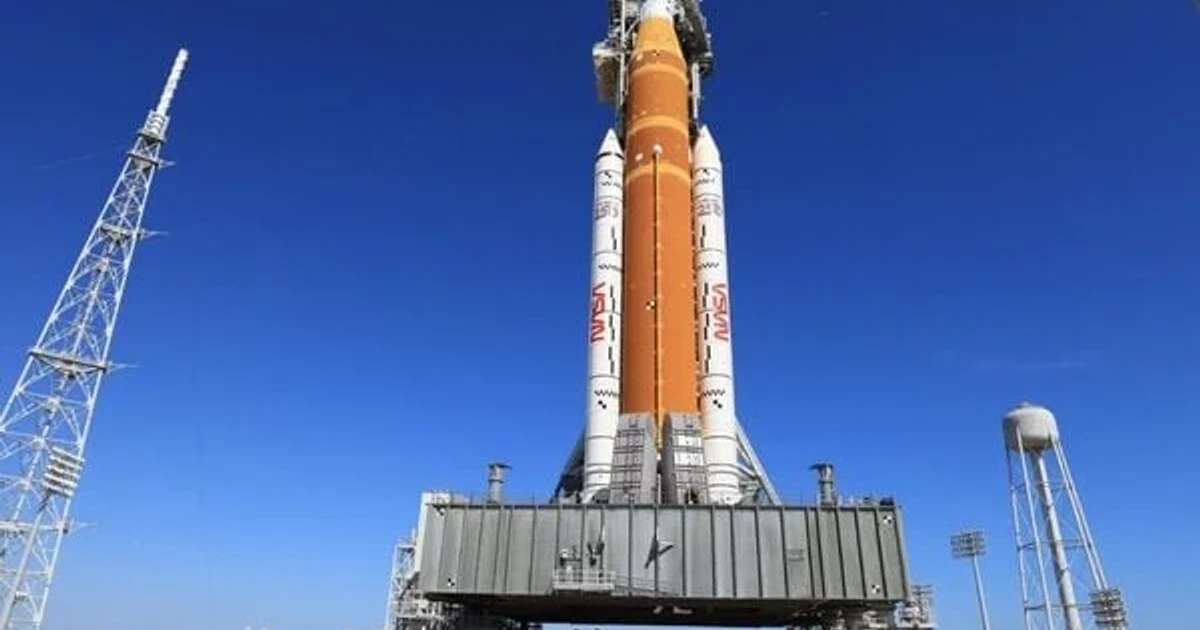NASA’s Artemis moon mission faces delays, soaring SLS costs