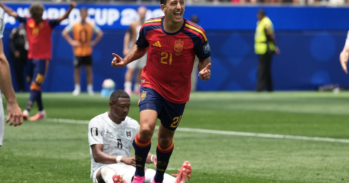 Oyarzabal scores twice as Spain beats Austria to reach last 16