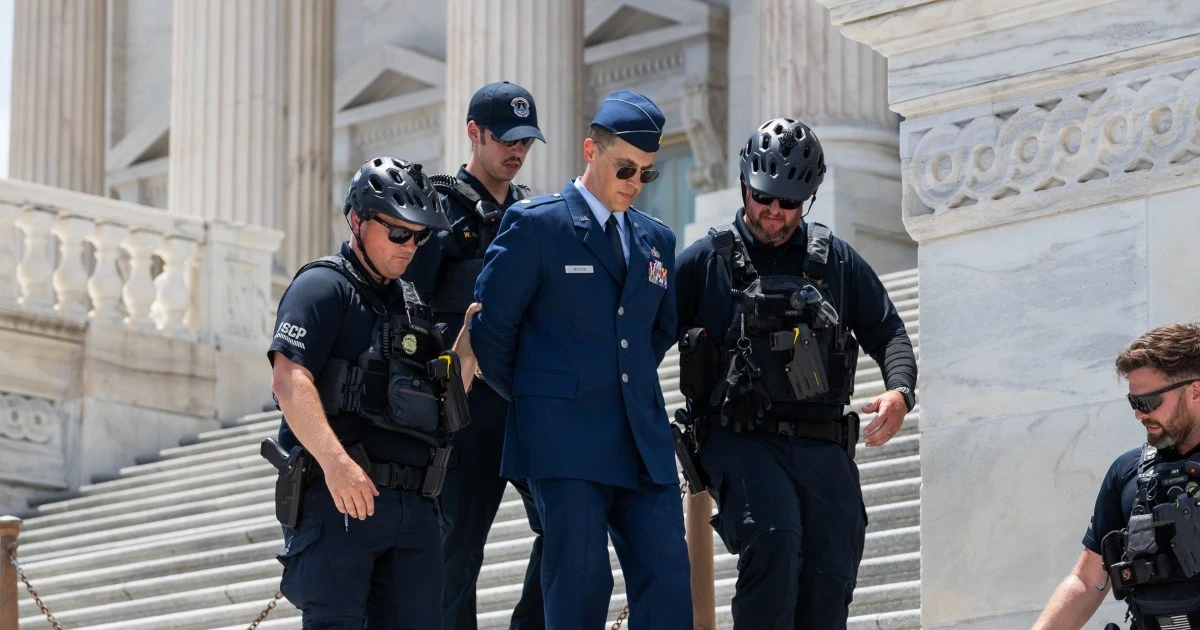 Air Force major arrested after calling for Trump’s impeachment on Capitol steps