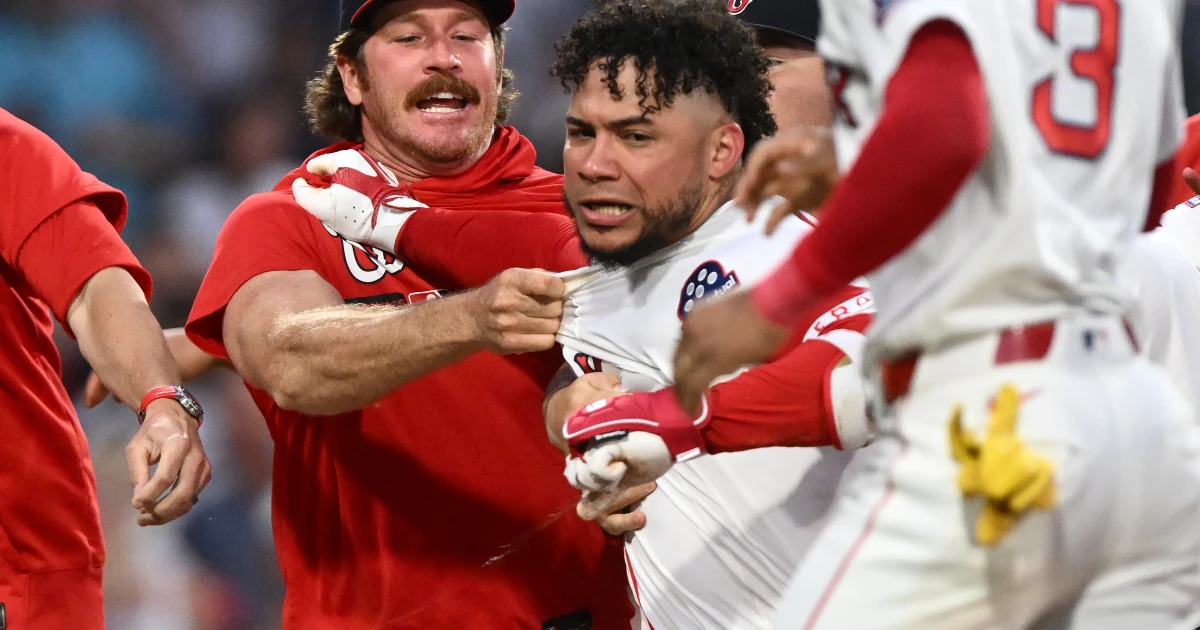 MLB suspends Willson Contreras, Cade Cavalli after Nationals-Red Sox brawl
