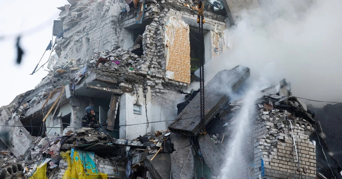 Russia bombards Kyiv in deadliest strike this year, killing 30+