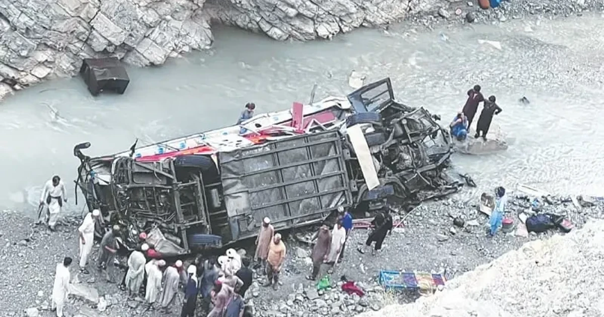 Overcrowded bus plunges into ravine in Pakistan, killing 40