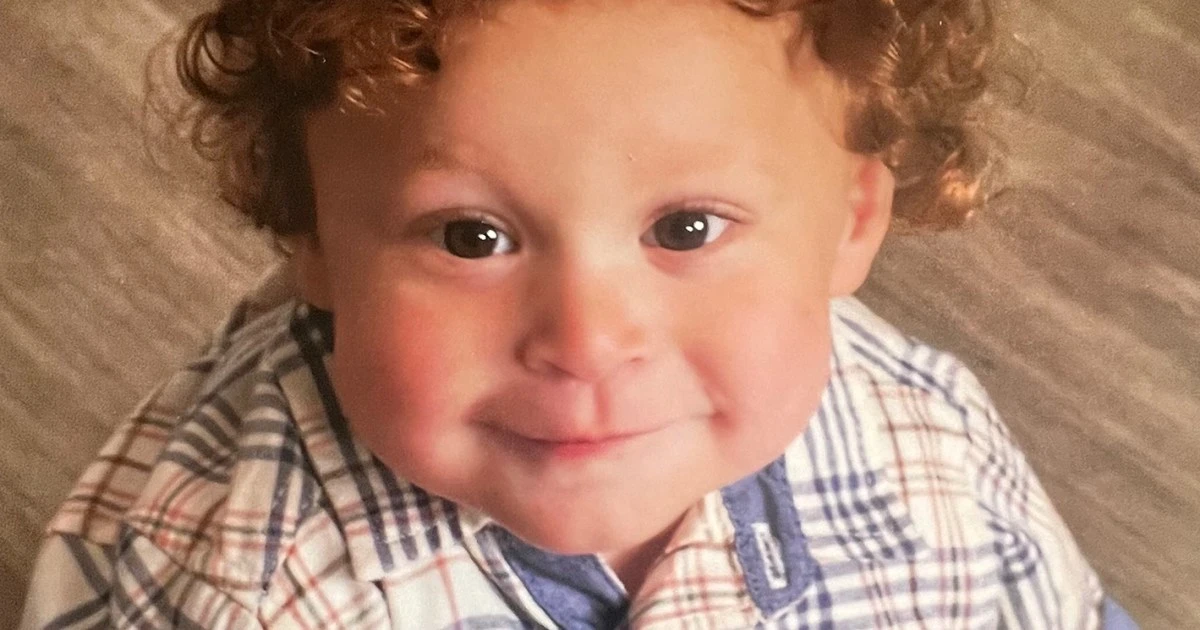 Arizona toddler found breathing in morgue after near-drowning scare