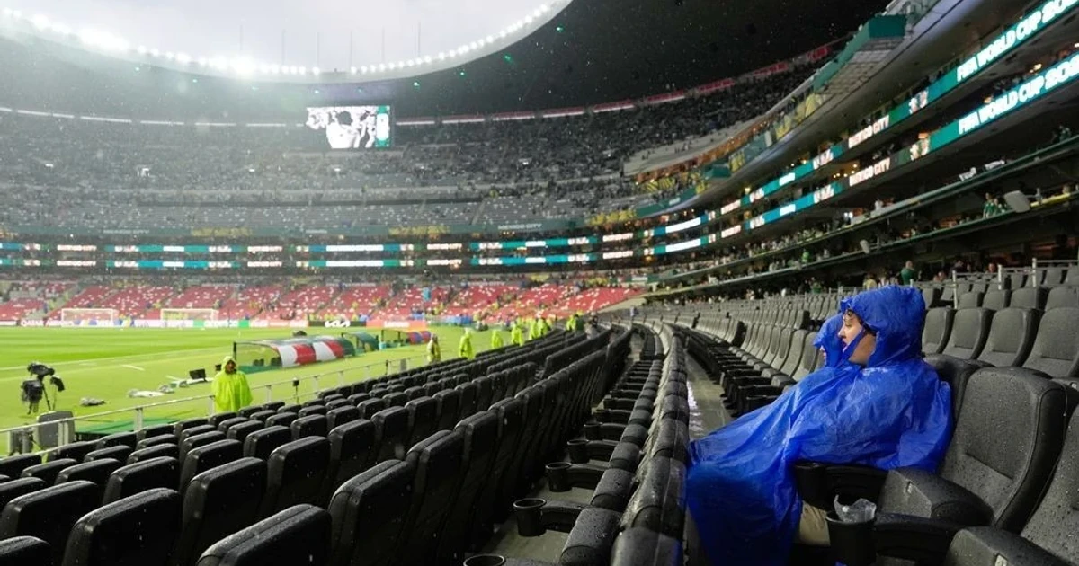 FIFA considers moving World Cup kick-off times in Mexico City