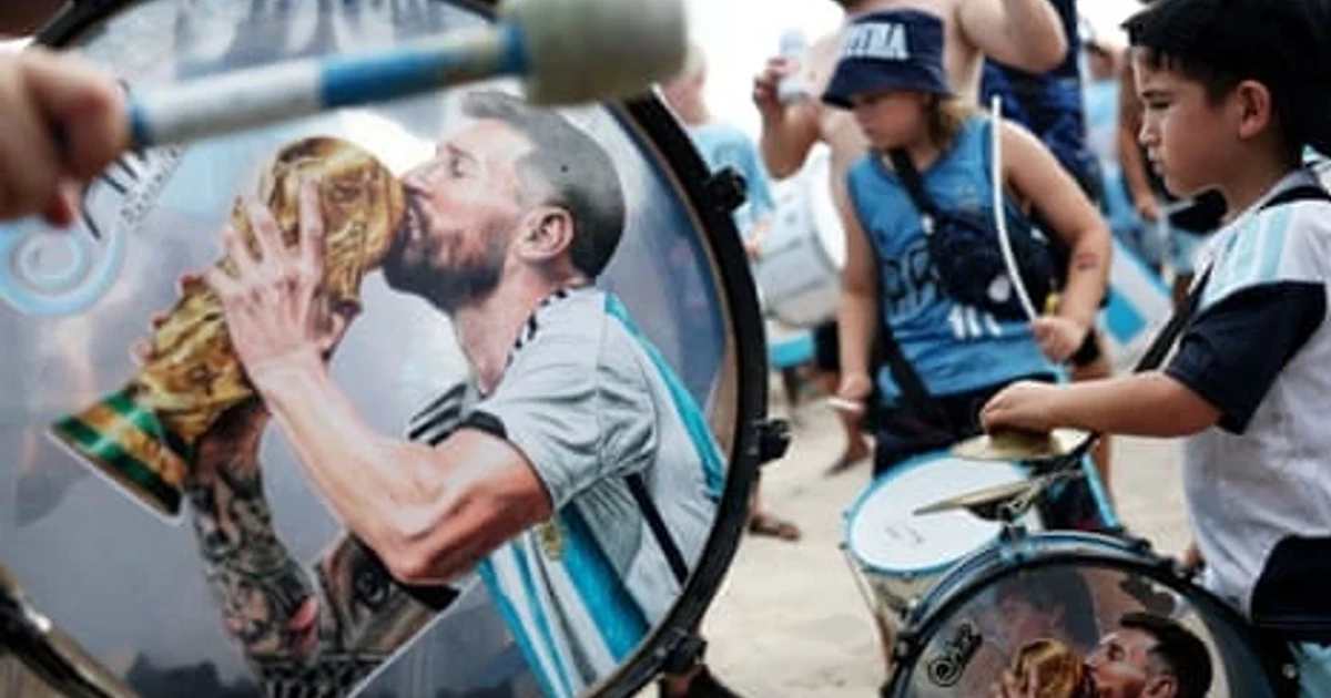 Messi leads Argentina celebration after World Cup win over Cabo Verde