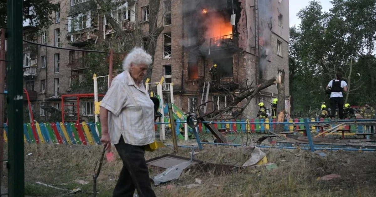 Russia launches record missile and drone attack on Kyiv, 31 killed