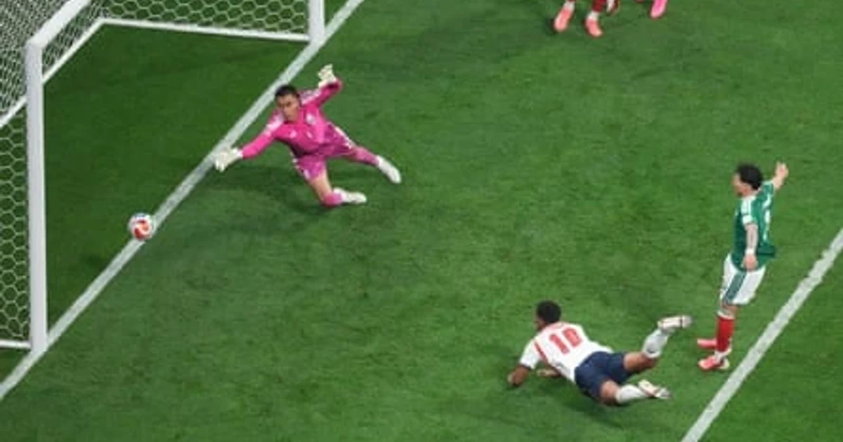 England edges Mexico 3-2 in dramatic World Cup knockout win