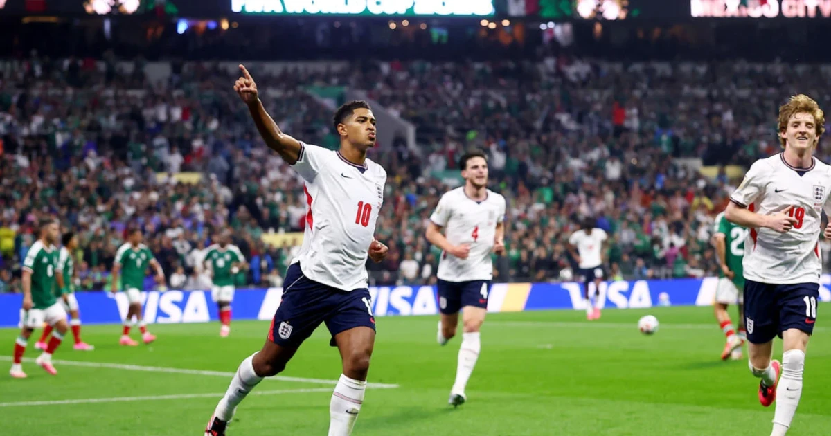 England beat Mexico 3-2 in World Cup thriller at Estadio Azteca