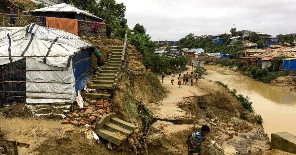 Monsoon landslides kill eight Rohingya refugees in Bangladesh camps
