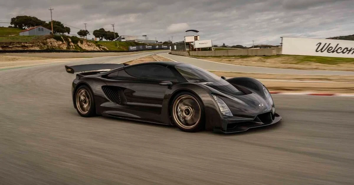 Czinger 21C hybrid hypercar shatters production-car lap records