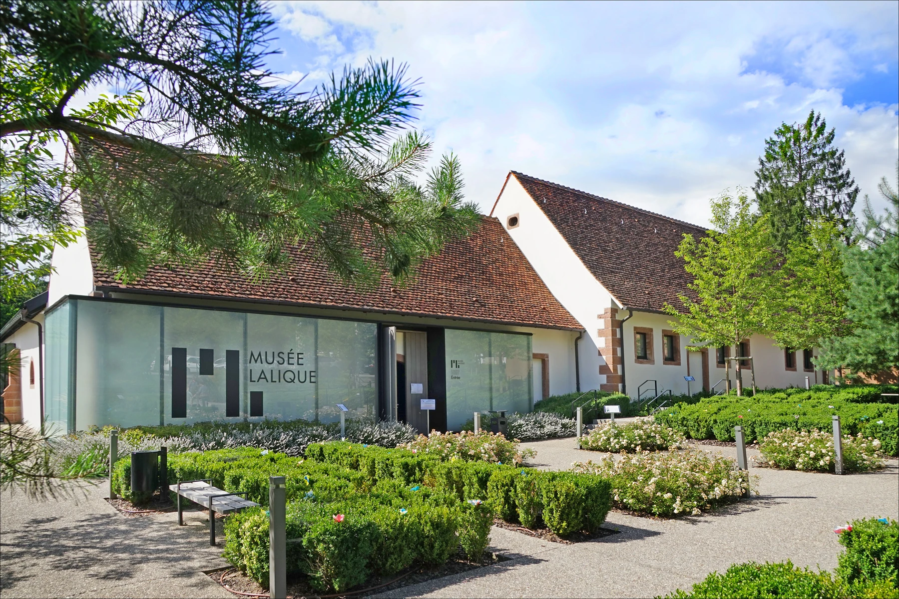 Lalique Museum — Wikimedia Commons