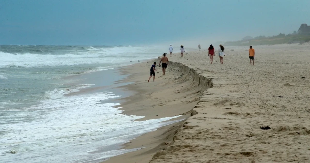 6-year-old girl drowns after current pulls her into Great Peconic Bay