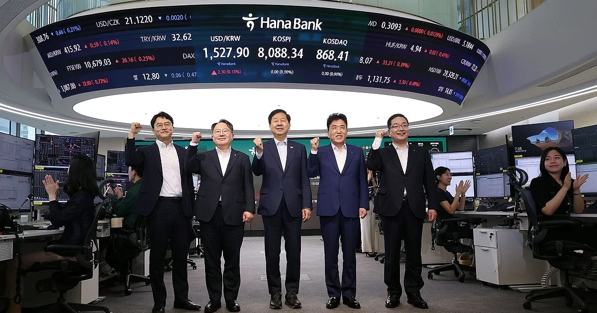 South Korea launches 24-hour won trading to woo global investors