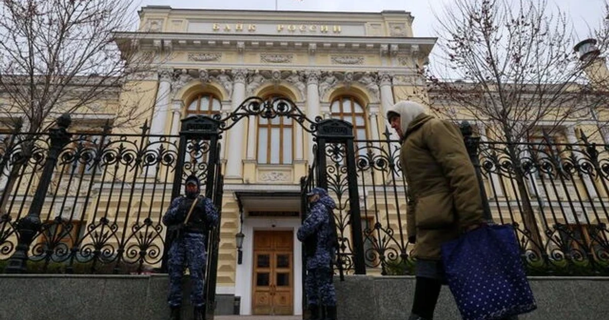 Russia's banks face mounting crisis as war loans pile up