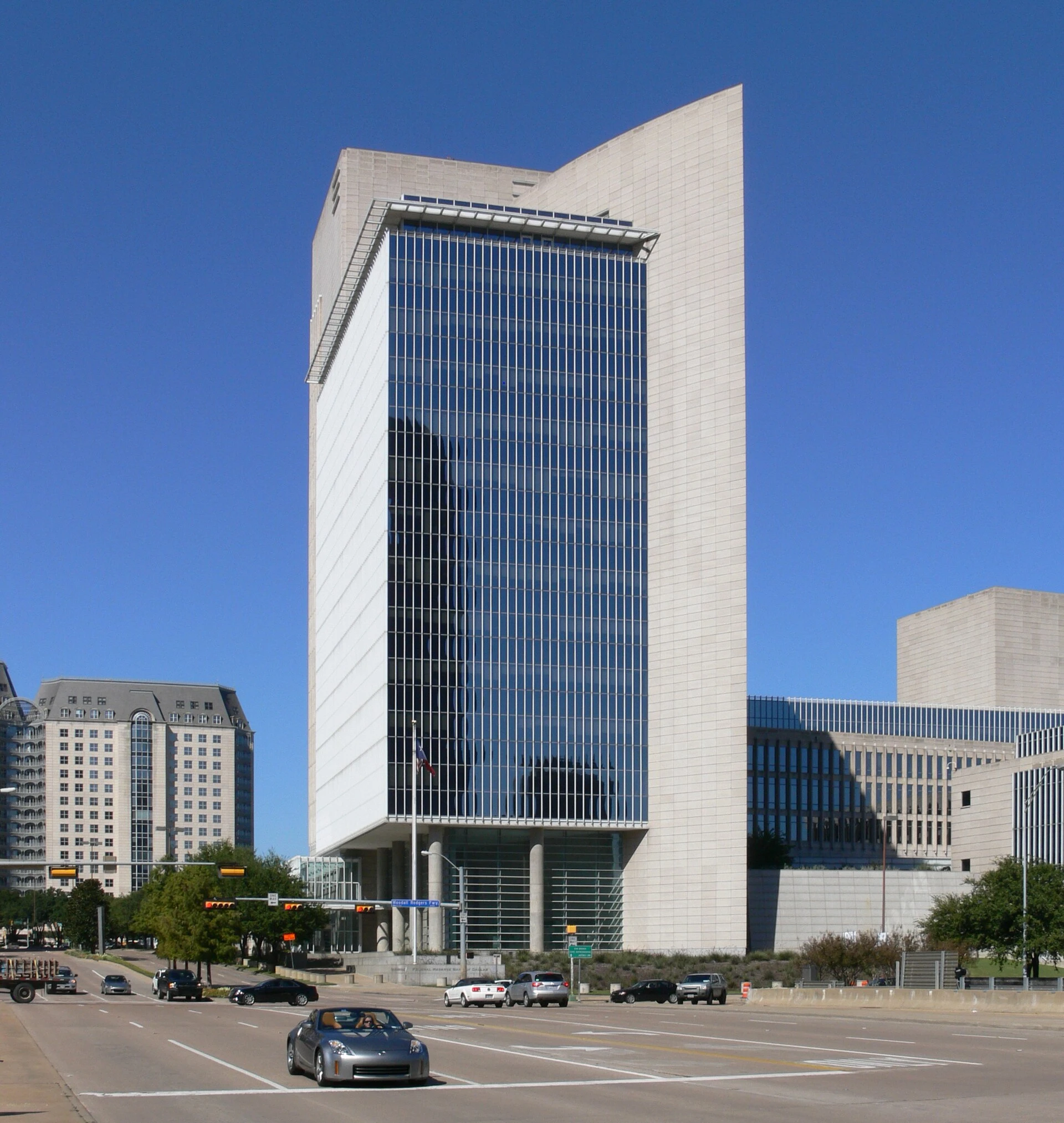 Federal Reserve Bank of Dallas — Wikimedia Commons
