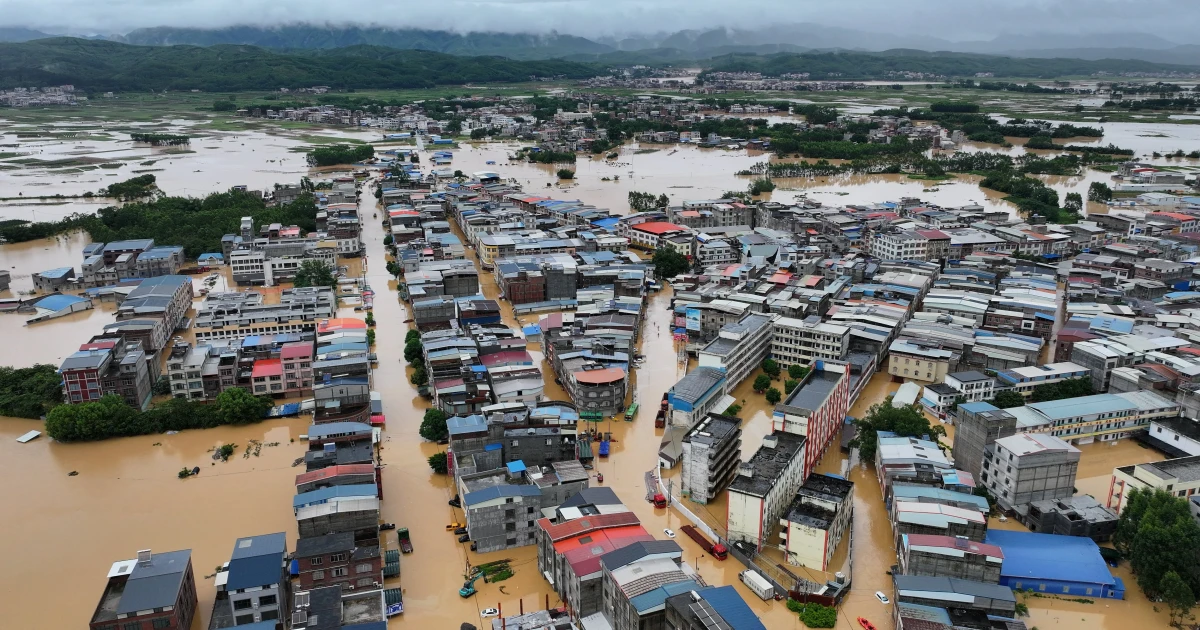 Flooding in Guangxi forces mass evacuations as Typhoon Maysak hits China