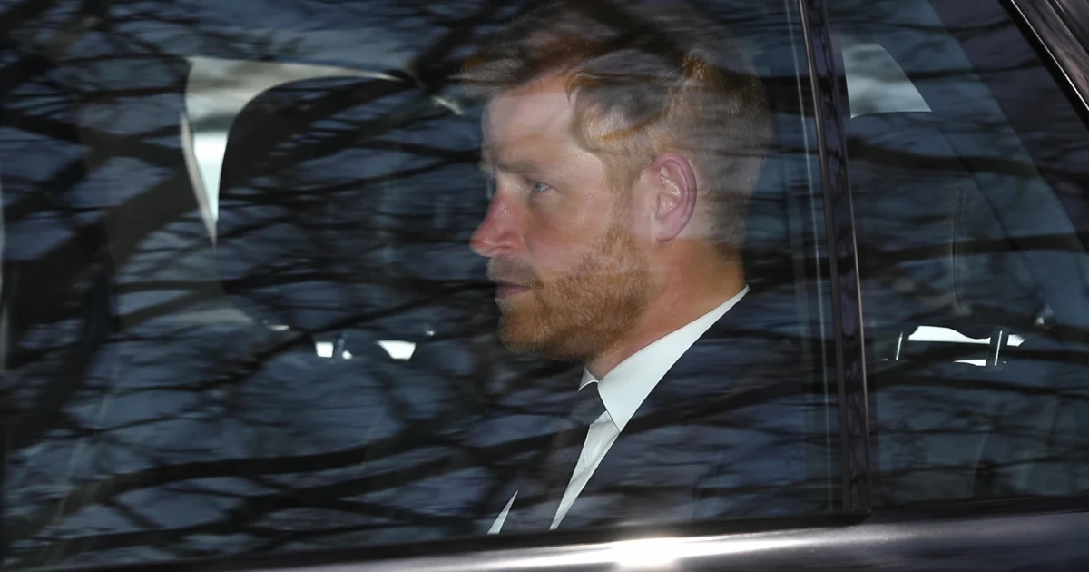 Prince Harry arrives in London amid palace row and family rift