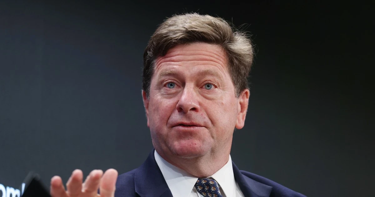 Trump delays Clayton intelligence hearing, Senate reschedules for July 15