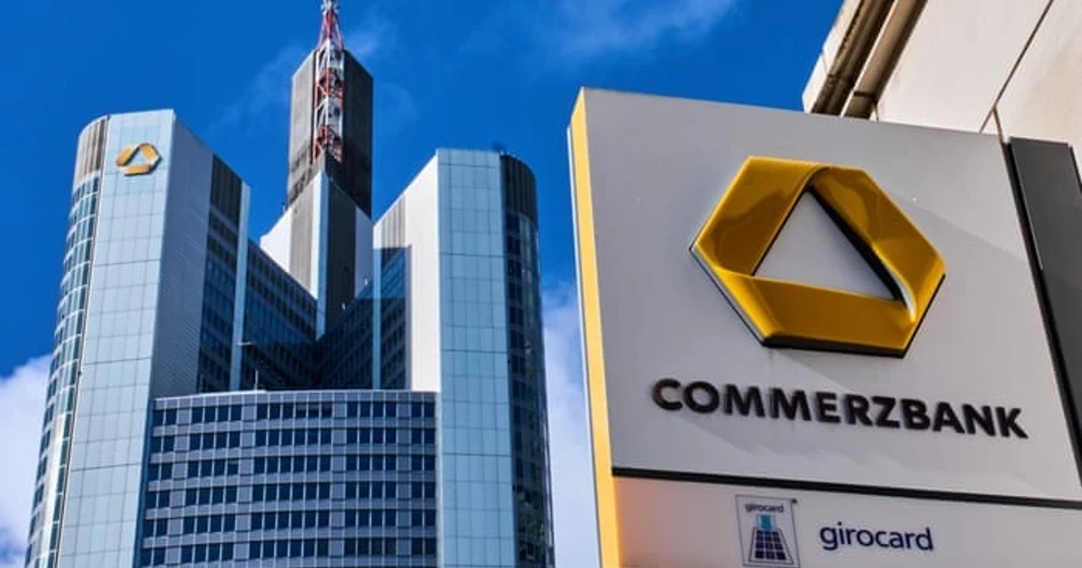 UniCredit nears control of Commerzbank, setting off political fight