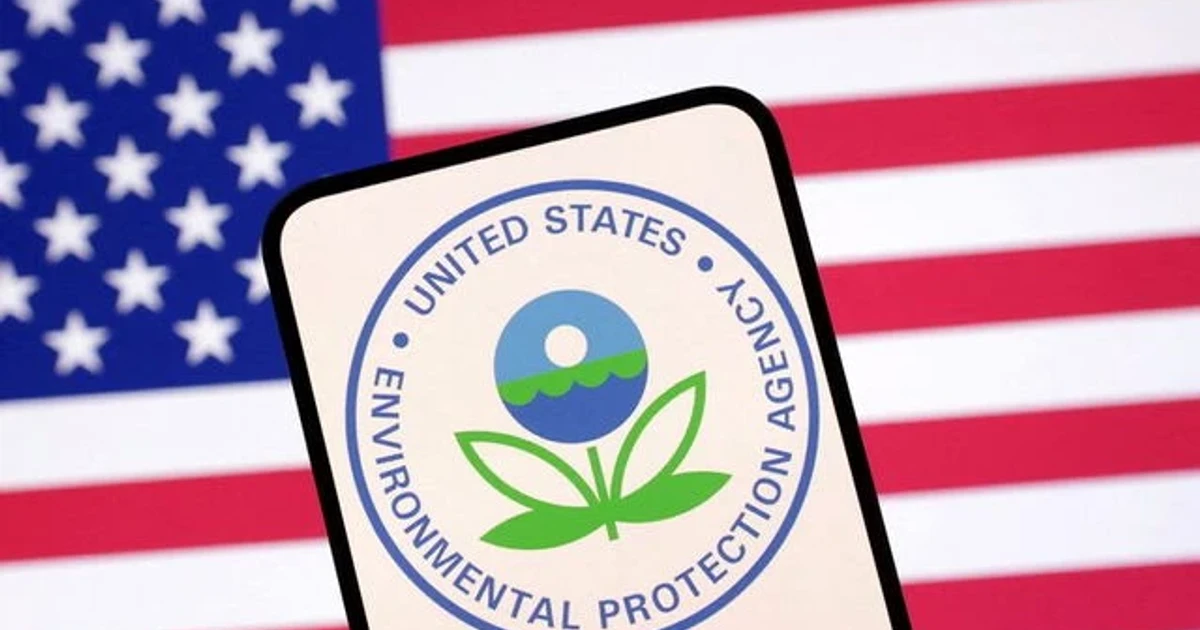 EPA proposes easing Biden-era truck emissions rules