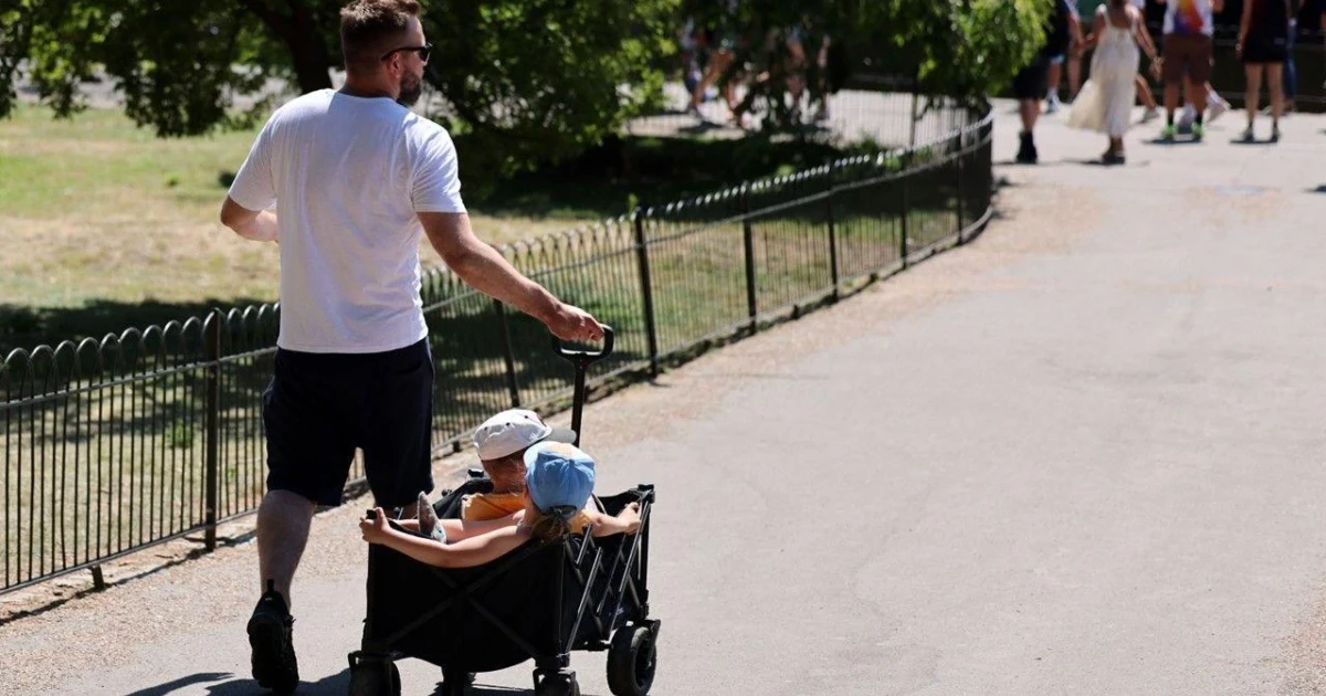 UK records eighth day above 34C as heatwave intensifies