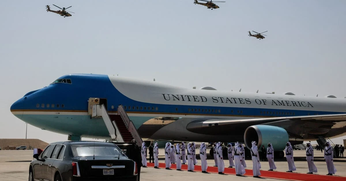 Trump avoids Qatari-gifted Air Force One over security concerns