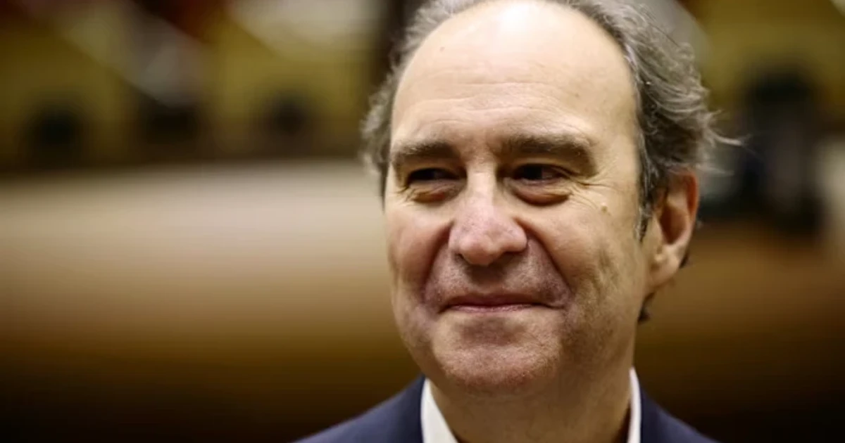 E& sells Vodafone stake to Xavier Niel family for $5.95 billion