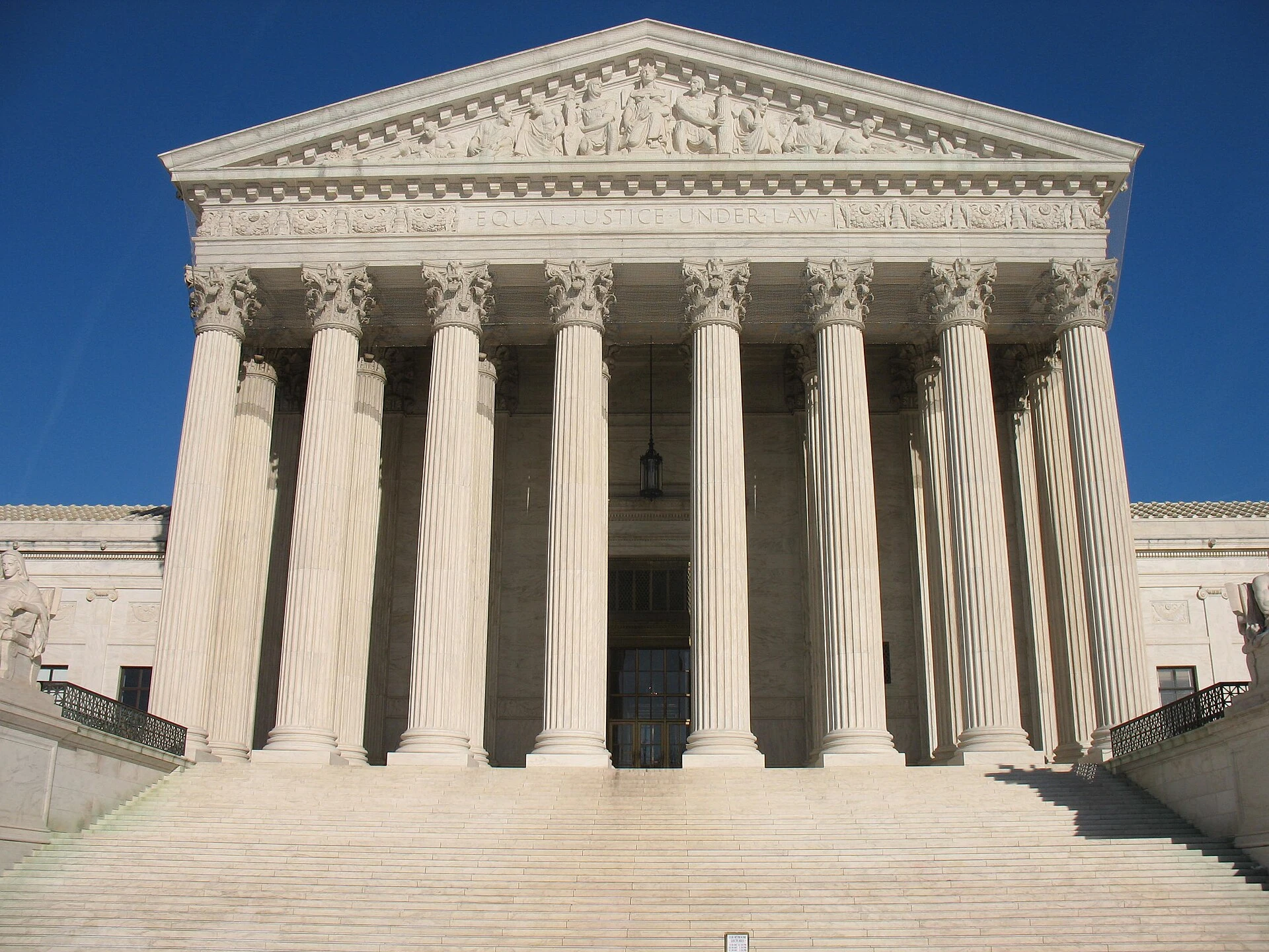 U.S. Supreme Court — Wikimedia Commons