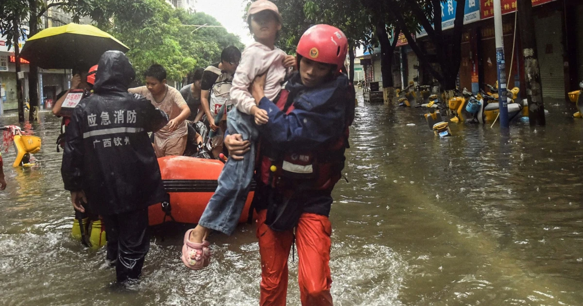 China boosts disaster relief after floods, landslides kill 21
