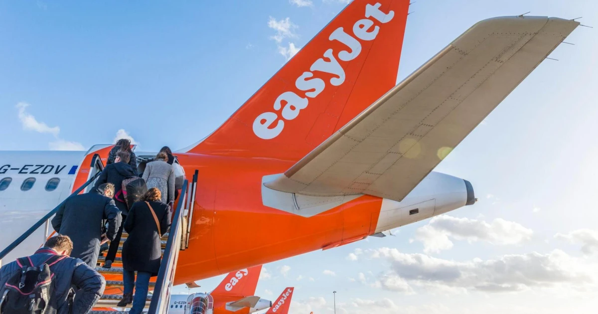 Apollo tops Castlelake with £5.7 billion easyJet takeover bid