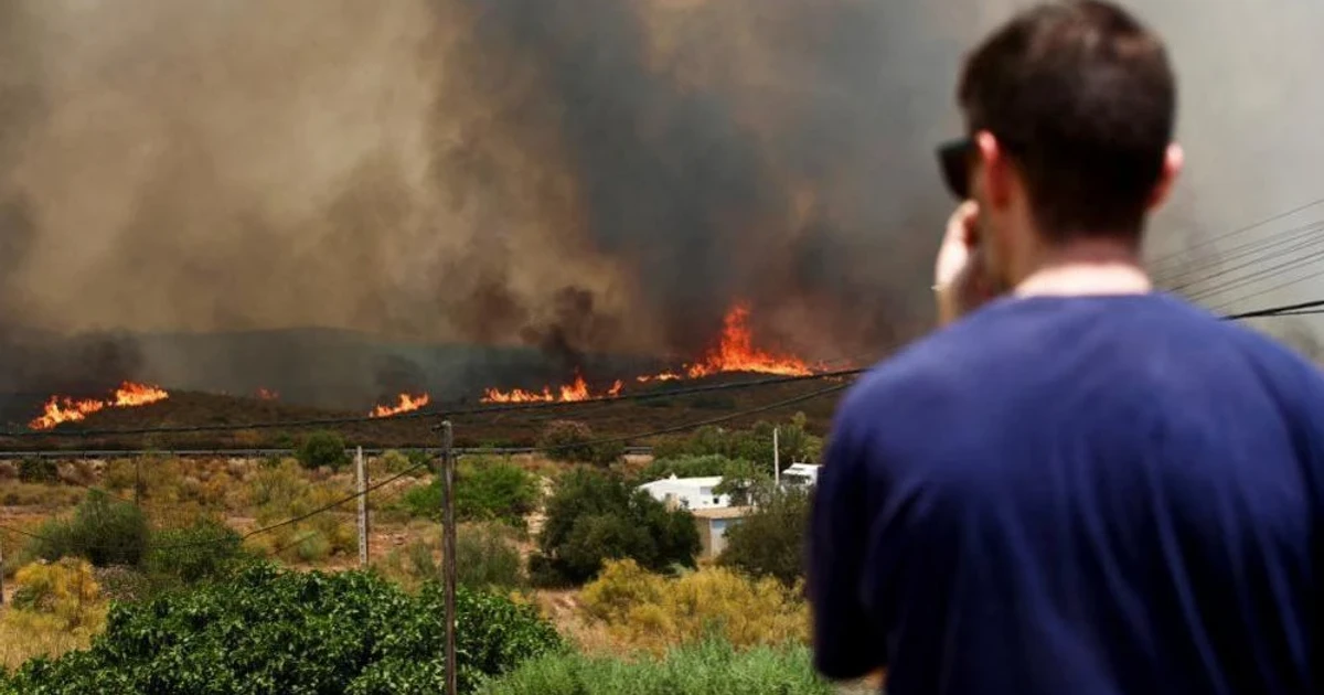 Deadly Spain wildfire kills 12, forces mass evacuation in Andalusia