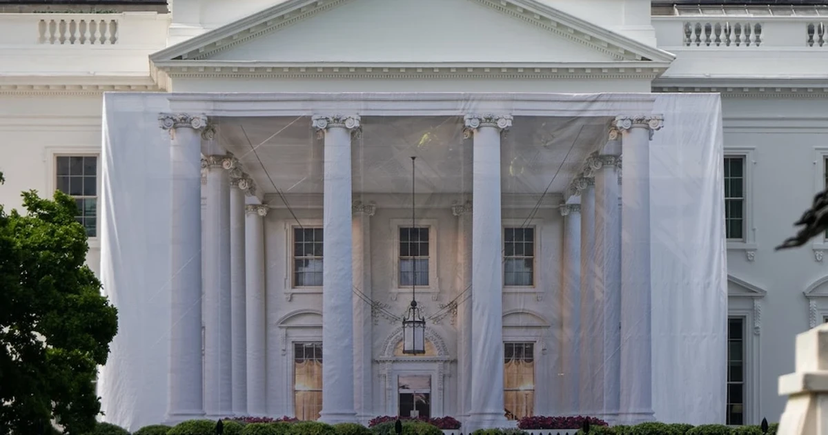 White House upgrades North Portico security amid broader fencing talks
